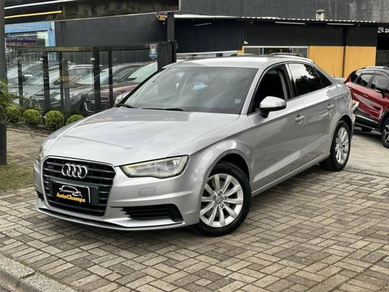 AUDI A3 1.8 TFSI SEDAN 16V 180CV GASOLINA 4P AUTOMÁTICO